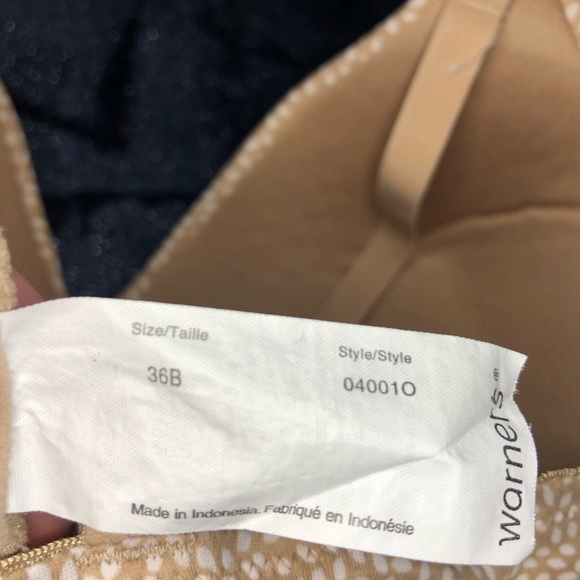 Warner’s woman’s Bra 36B Wireless - Picture 6 of 9